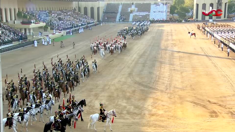 اعادة العرض العسكري