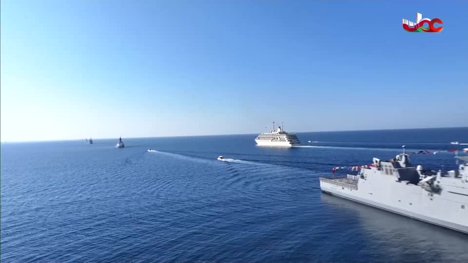 اعادة عرض الاسطول البحري