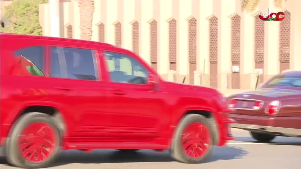 اعادة العرض العسكري