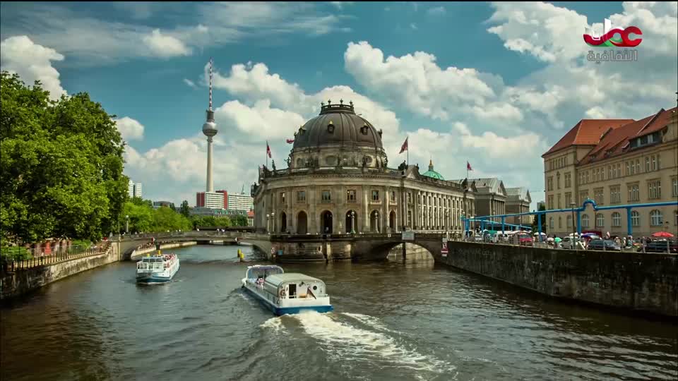 البرنامج الثقافي - العالم لك - الحلقة 23