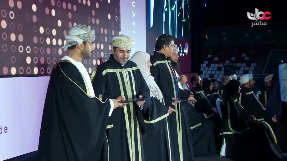 أخبار العاشرة