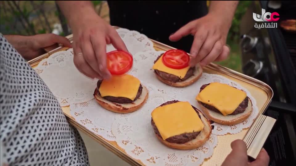 البرنامج الثقافي داخل الأشياء