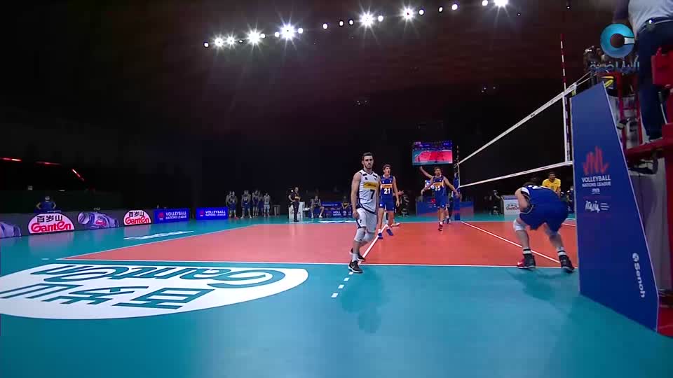 البرازيل × إيطاليا - دوري الامم لكرة الطائرة 2020