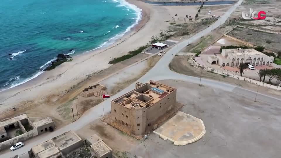 نشرة أخبار العاشرة