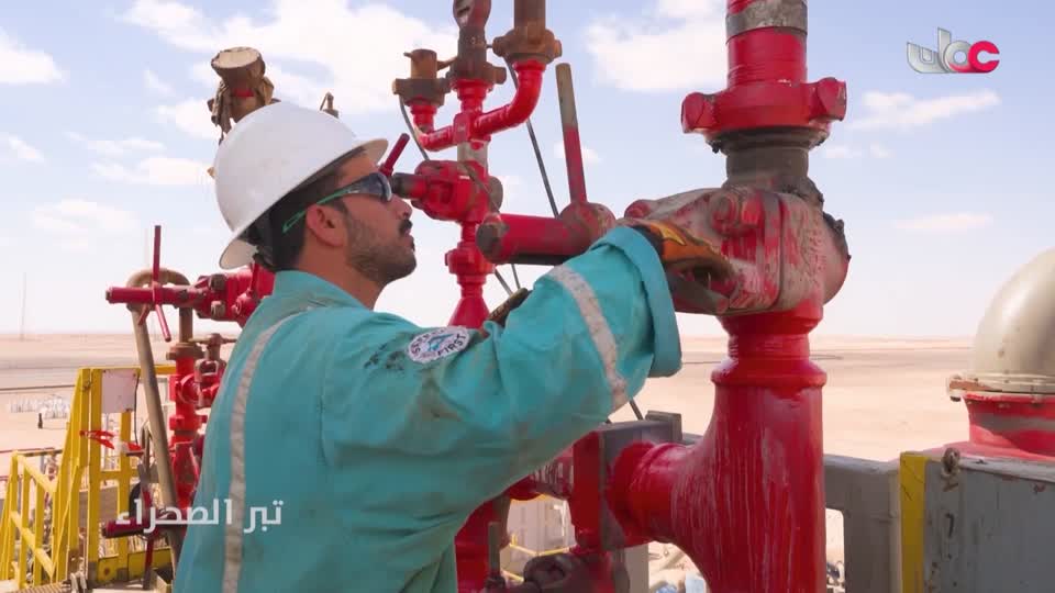 اذان العشاء يتخلل