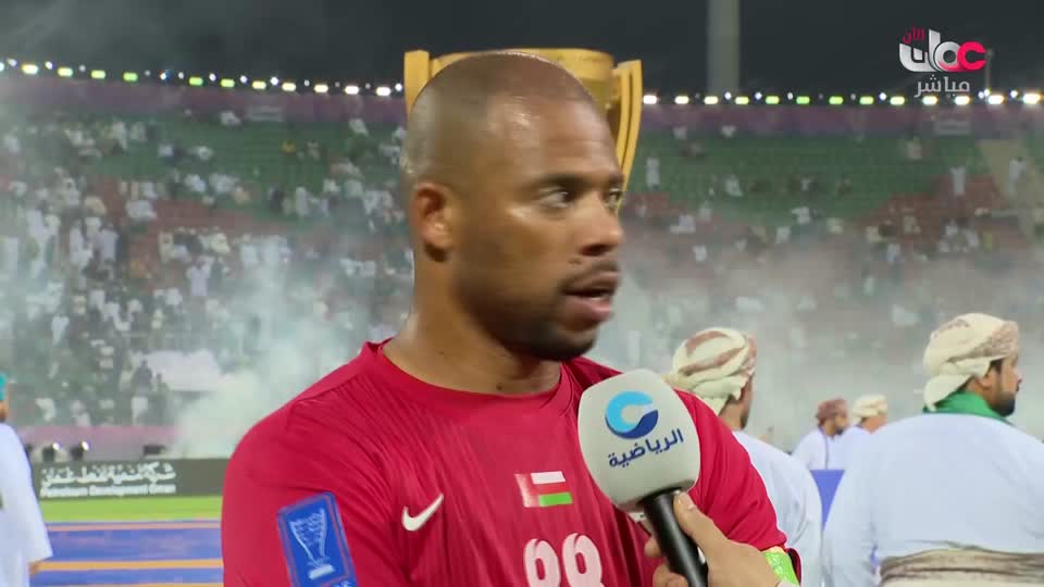 أخبار العاشرة