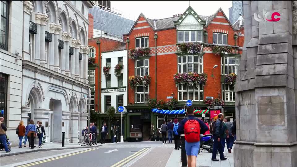 البرنامج الثقافي - العالم لك - الحلقة 18