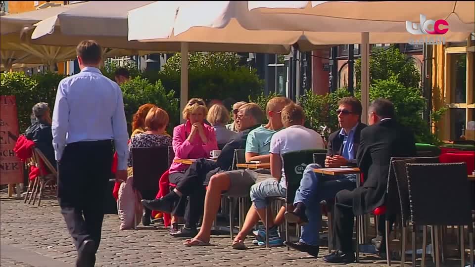 البرنامج الثقافي - العالم لك - الحلقة 17