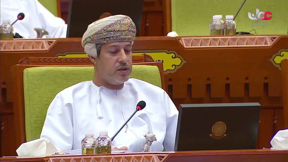 من عمان R