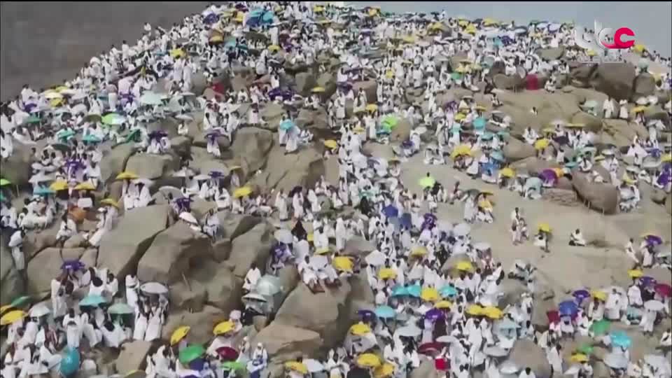 تكبيرات العيد+نقل صلاة العيد- ربط مع القناة العامة
