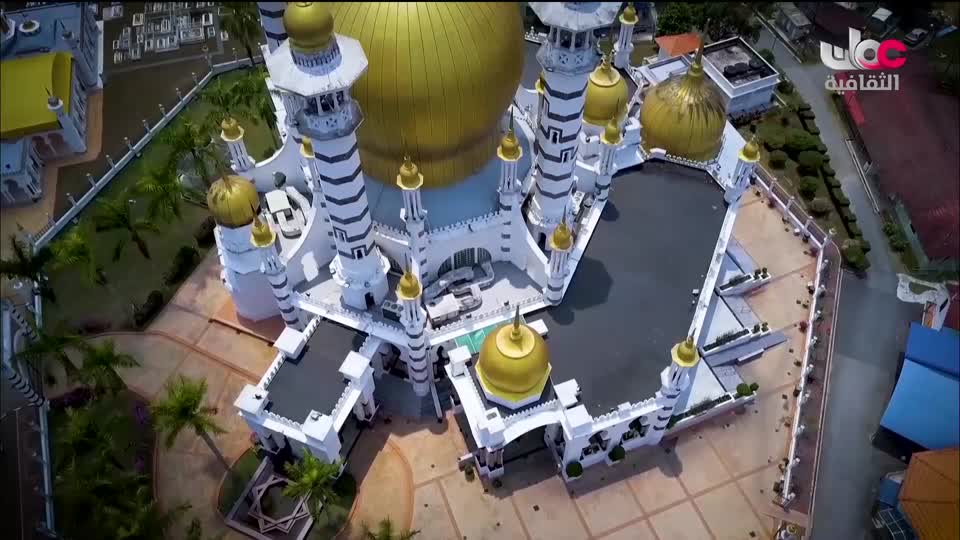 البرنامج الثقافي داخل الأشياء