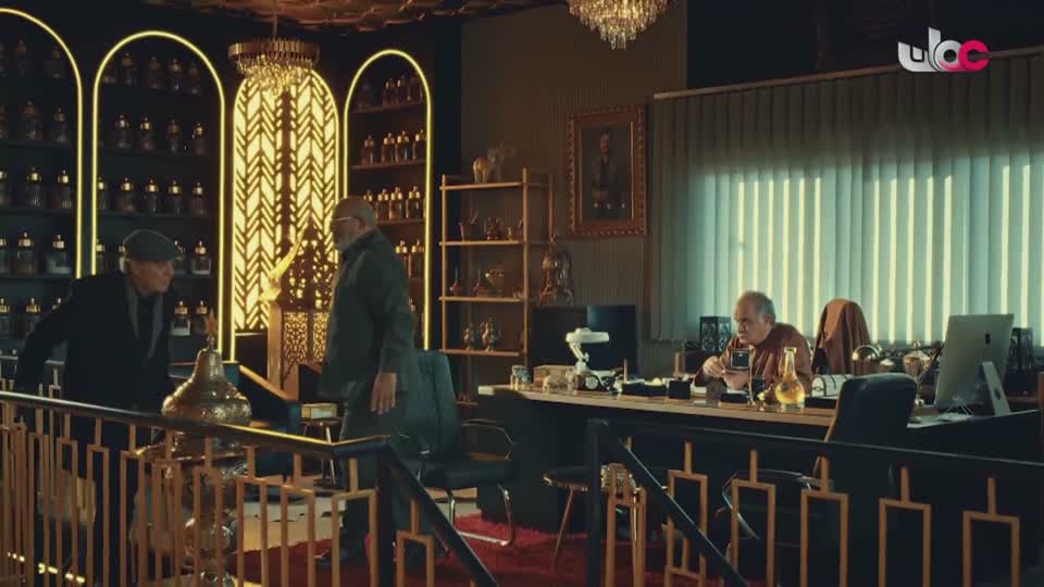 نقود وبنوك