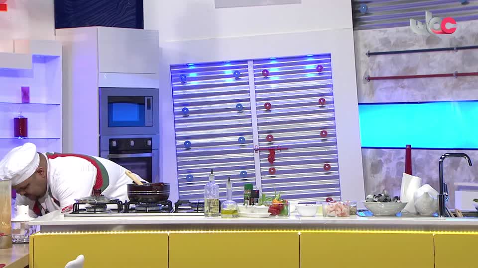 Show details-نعمة دائمة - الحلقة 10
