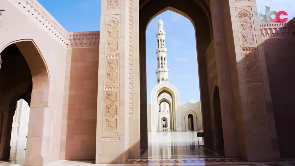 Show details-ترنيمة المجد - زيانة سيف