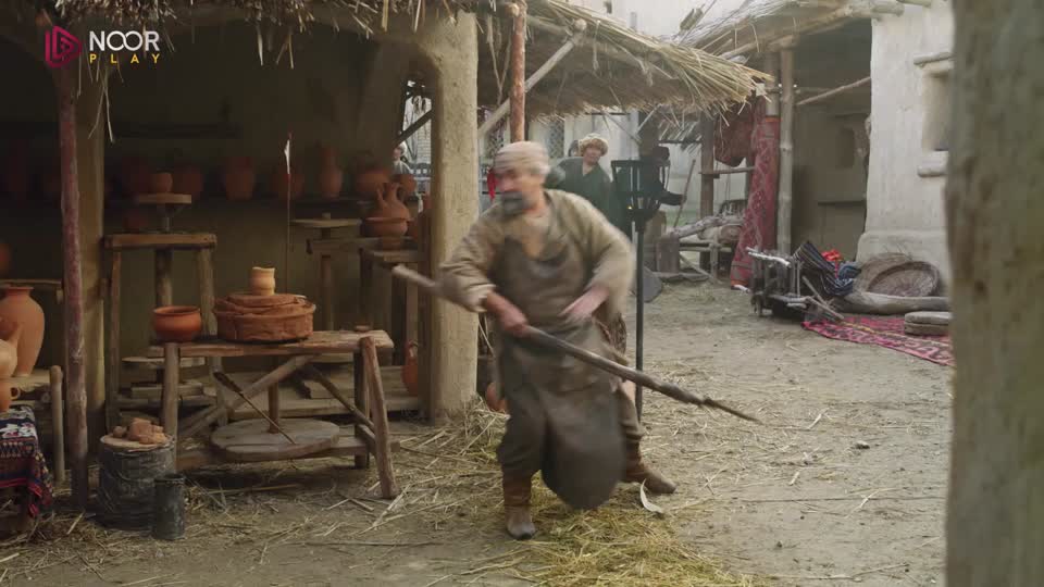 10- العرش الذهبي