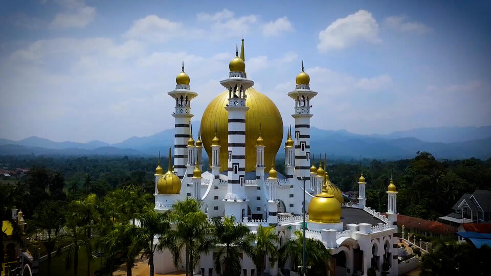 مسجد العبودية - كوالا كانغزار - ماليزيا ج 1