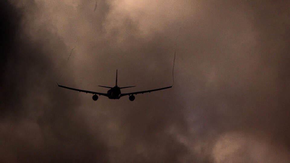 4- هبوط اضطراري